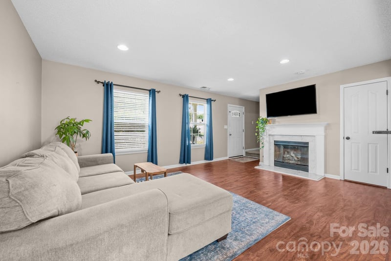 5550 Mt Mansfield Rd, Charlotte, NC 28278