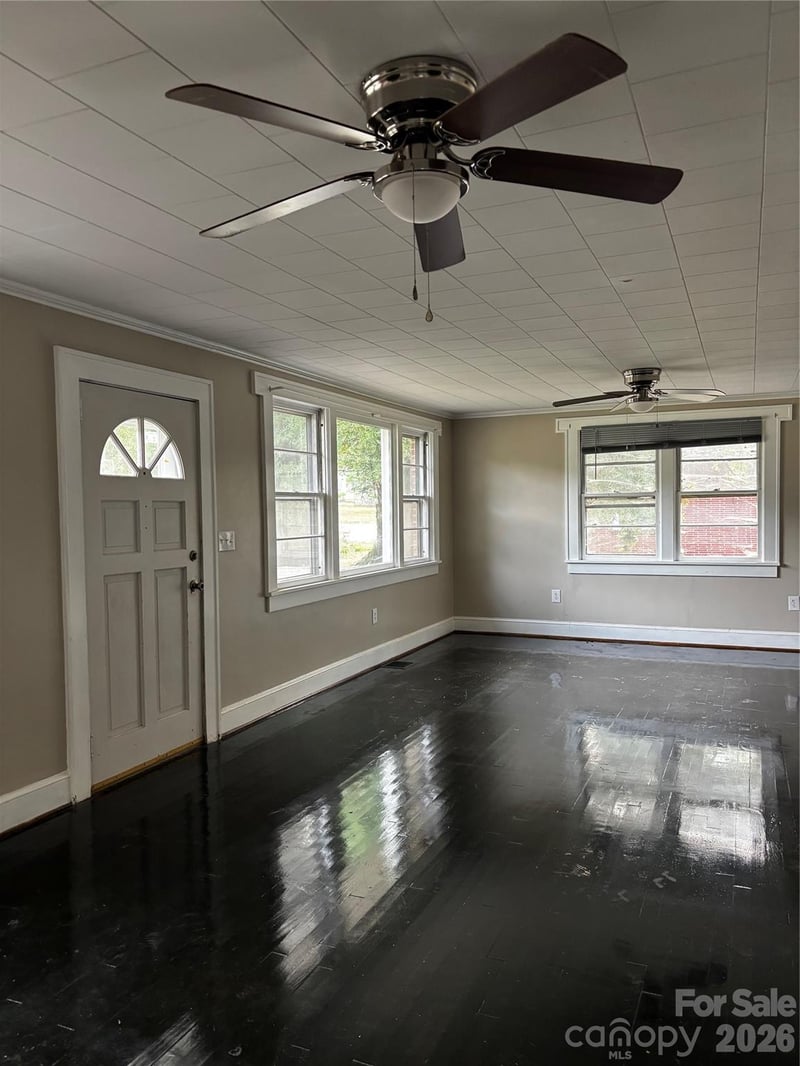 907 Maple Ave, Salisbury, NC 28144