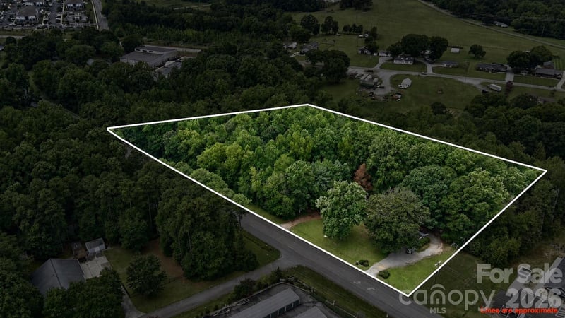 1115 Business 16 Hw, Denver, NC 28037