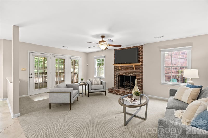 9120 Cameron Wood Dr, Charlotte, NC 28210