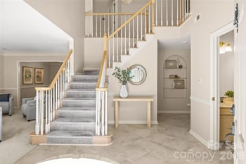 9120 Cameron Wood Dr, Charlotte, NC 28210
