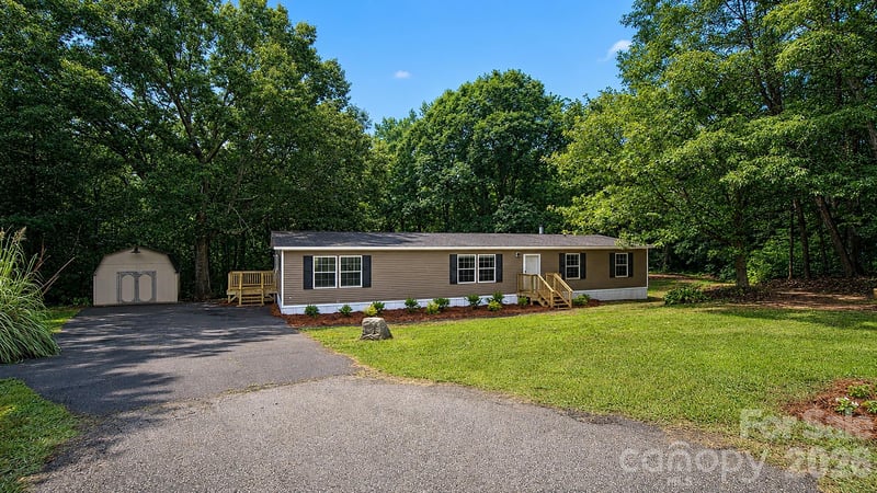 1185 Galway Ln, Clover, SC 29710