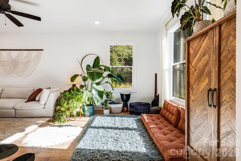 108 Glendale Ave, Asheville, NC 28803