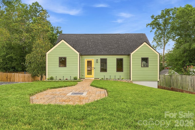 108 Lee Ave, Bessemer City, NC 28016