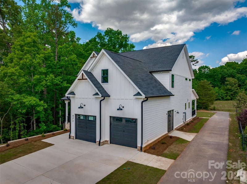 471 Kimbrell Crossing Dr, Fort Mill, SC 29715