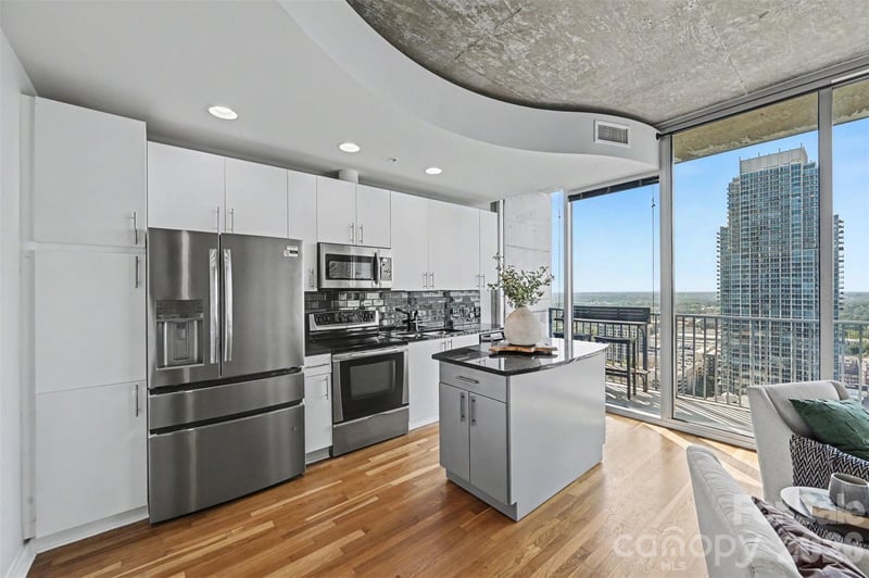 210 N Church St #2608, Charlotte, NC 28202