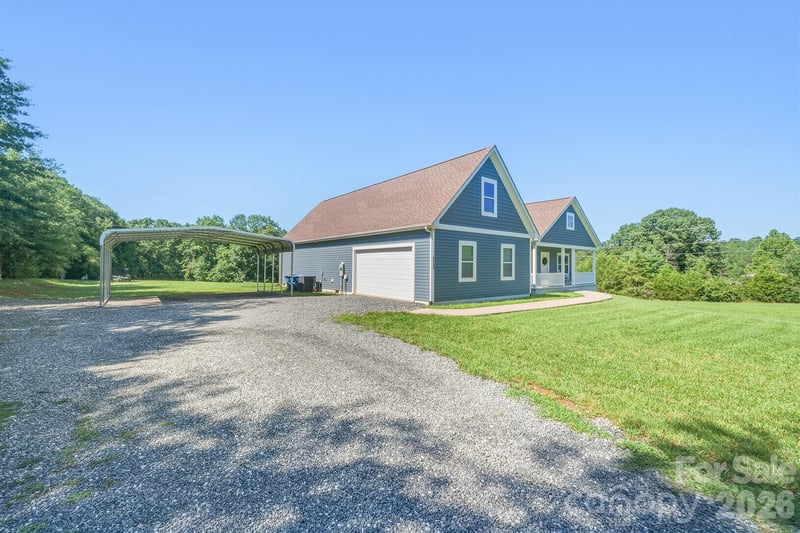 3154 43rd Ave, Hickory, NC 28601