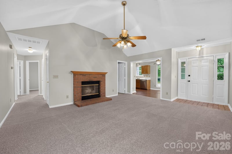 556 Viking Dr, Concord, NC 28025