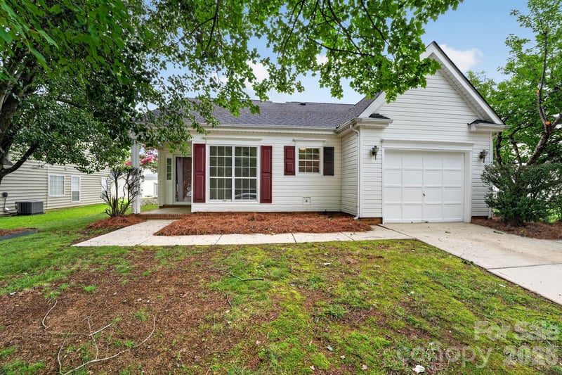 556 Viking Dr, Concord, NC 28025