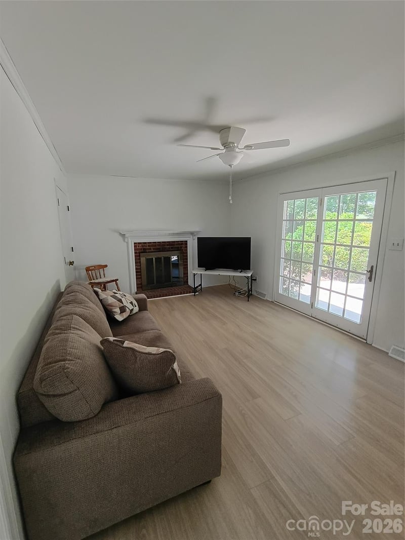 5724 Telfair Rd, Charlotte, NC 28210