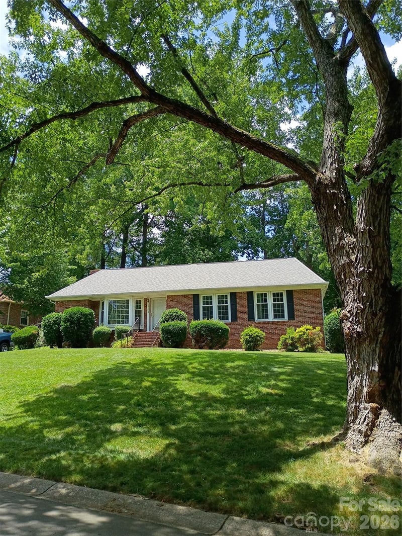 5724 Telfair Rd, Charlotte, NC 28210
