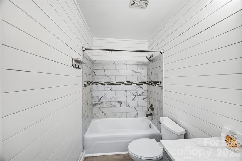 2087 Marquesas Ave, Tega Cay, SC 29708