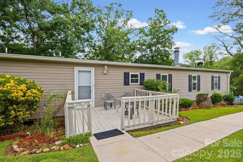 2071 Chameleon Rd #156, York, SC 29745
