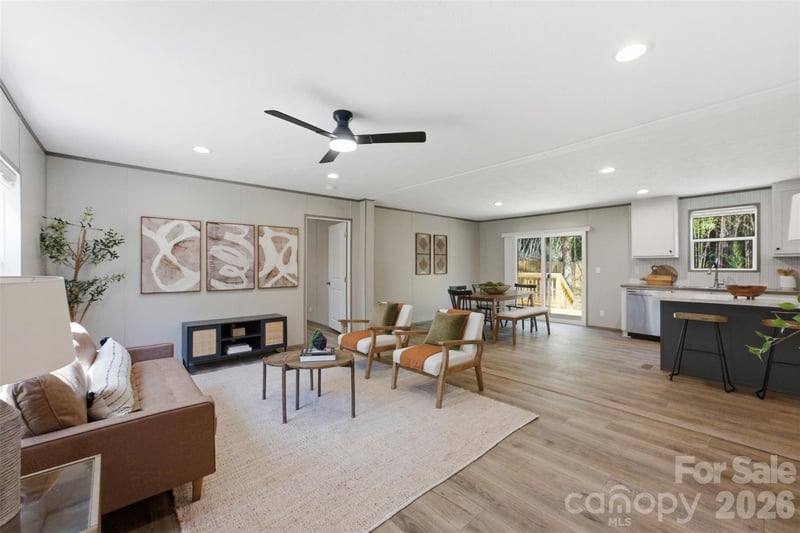 183 Louise Dr, Mooresville, NC 28115