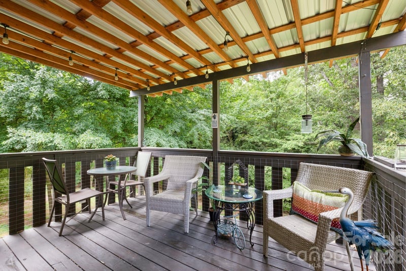 34 Grandview Ct, Asheville, NC 28806
