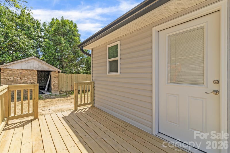 109 W Poplar St W, Stanley, NC 28164