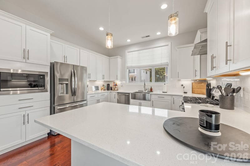 212 Meyers Ridge Rd, Cramerton, NC 28032