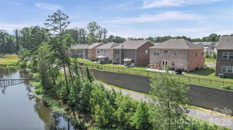 8133 Whitegrove Rd, Charlotte, NC 28227