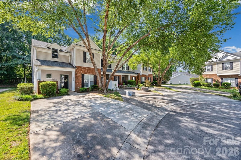 1536 Anthem Ct, Charlotte, NC 28205