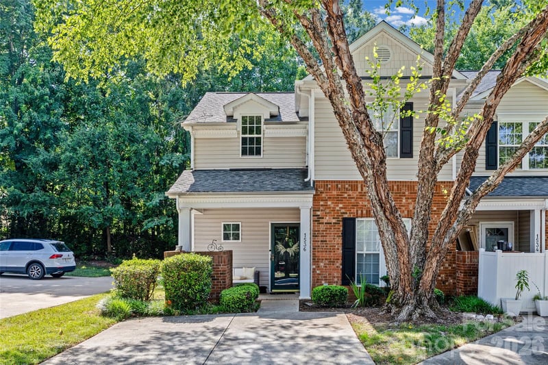 1536 Anthem Ct, Charlotte, NC 28205