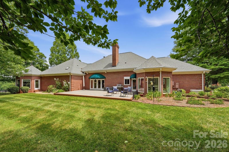145 Baymount Dr, Statesville, NC 28625
