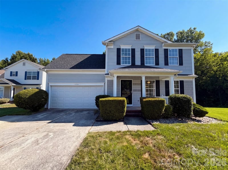 11220 Northwoods Forest Dr, Charlotte, NC 28214