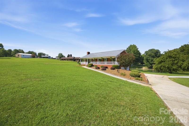 3535 Philadelphia Church Rd, Dallas, NC 28034
