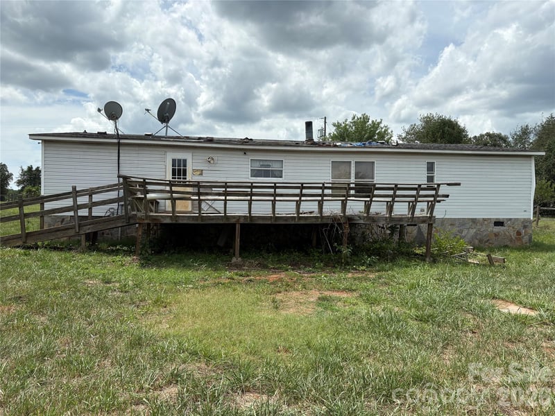 5954 Charlie Little Rd, Claremont, NC 28610