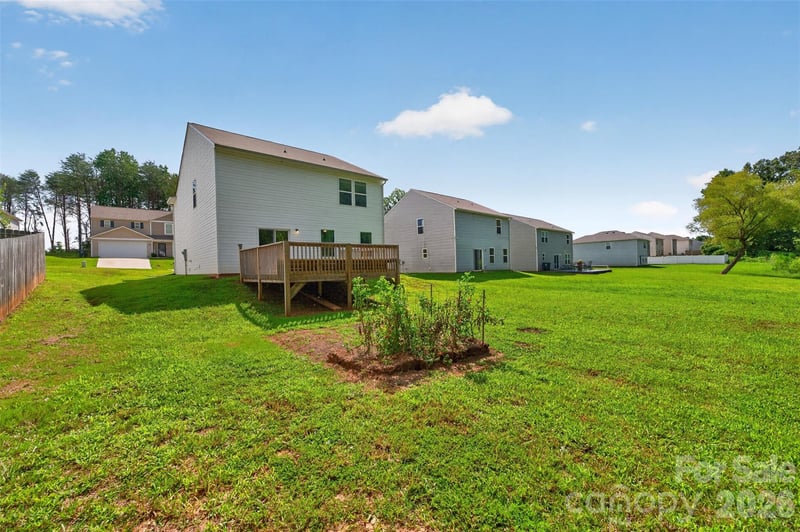 1475 Cannan Mountain Dr, Newton, NC 28658
