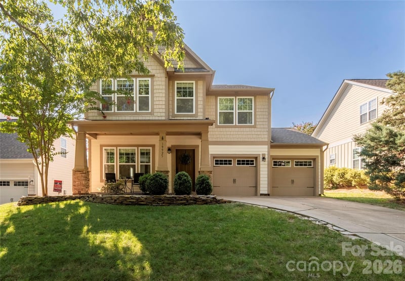 19925 Wooden Tee Dr, Davidson, NC 28036