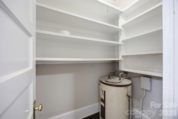 210 York Ave, Kannapolis, NC 28083