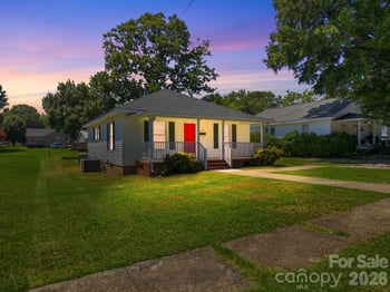 210 York Ave, Kannapolis, NC 28083