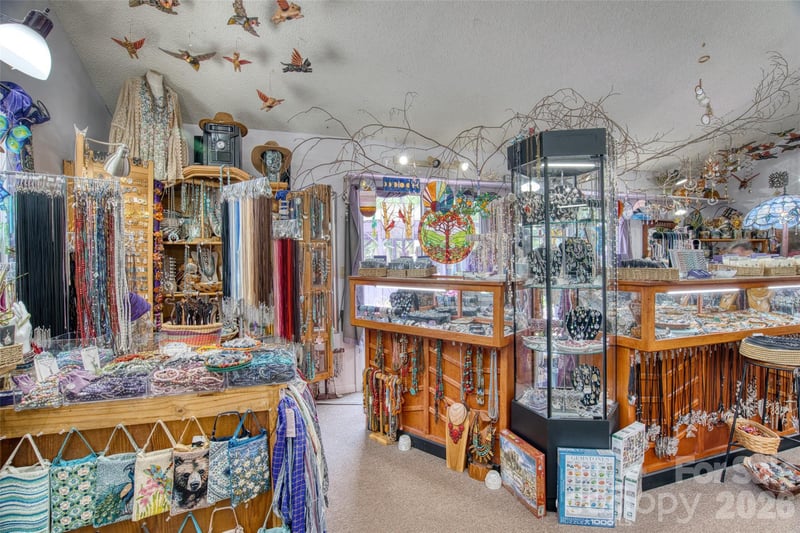 521 - 525 Soco Rd, Maggie Valley, NC 28751