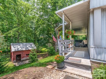 474 Rose Hill Rd, Asheville, NC 28803