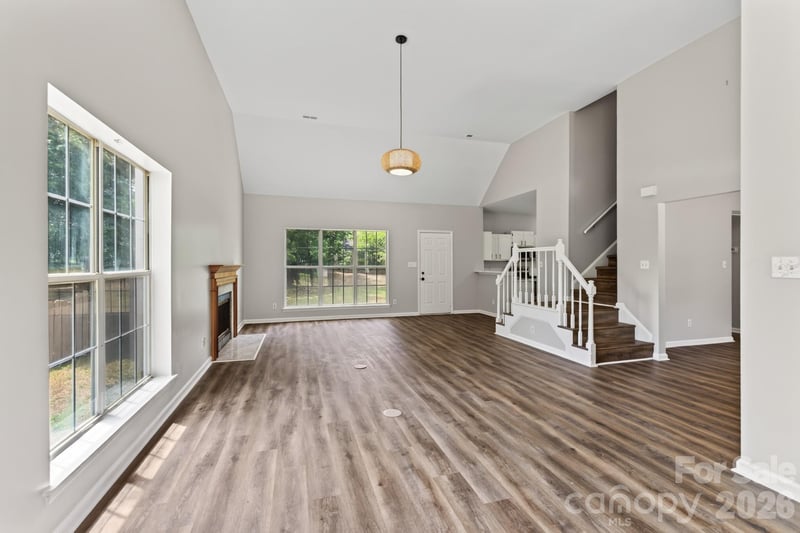 8511 Albury Walk Ln, Charlotte, NC 28277