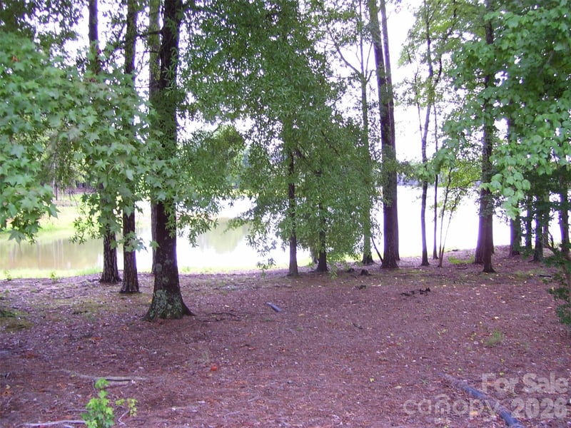 1859 Wetherburn Dr, Kannapolis, NC 28081
