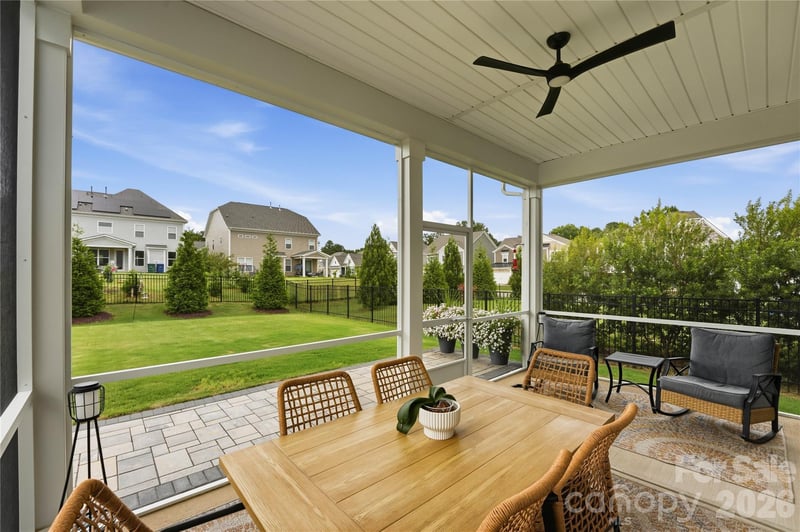 4010 Patsy Dr, Charlotte, NC 28227