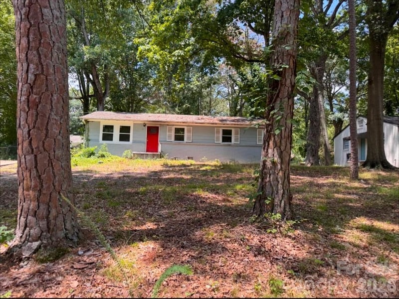 521 Weldon St, Gastonia, NC 28052