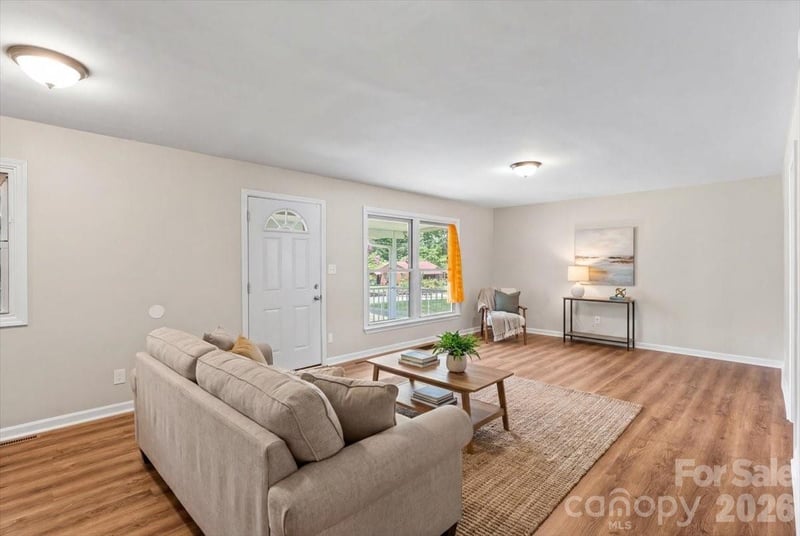 208 Tomberlin Rd, Mount Holly, NC 28120