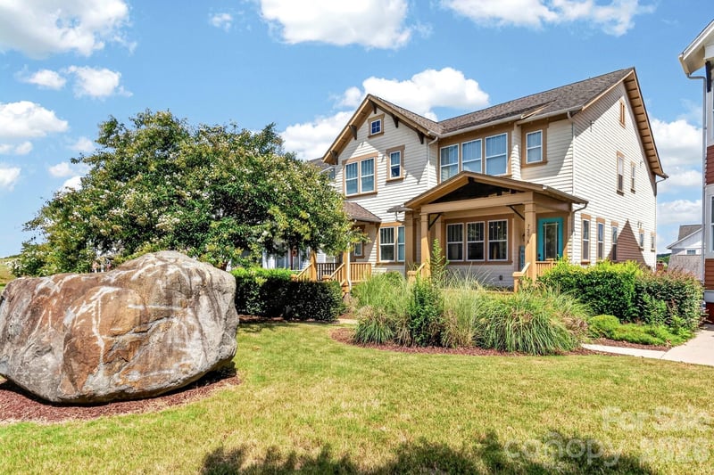 720 Waterscape Ct, Rock Hill, SC 29730