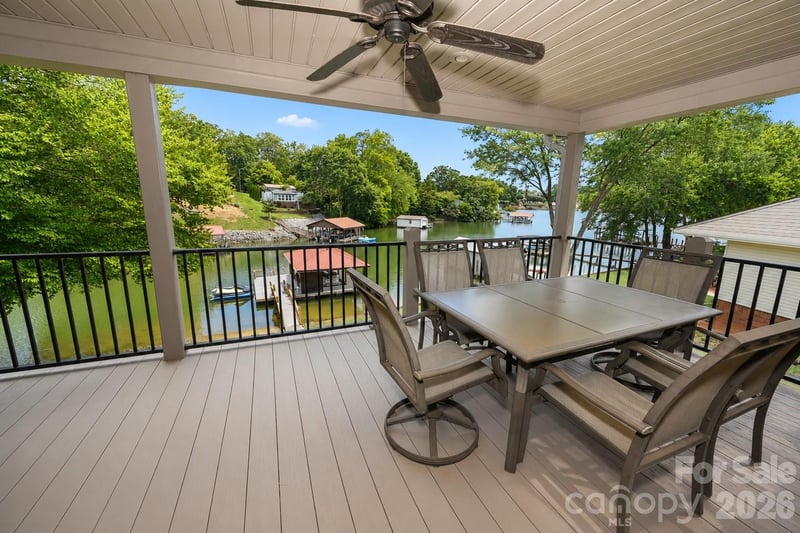 6203 Vandresser Point, Hickory, NC 28601