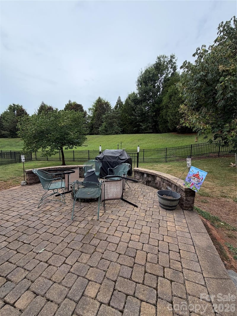 4804 Star Hill Ln, Charlotte, NC 28214