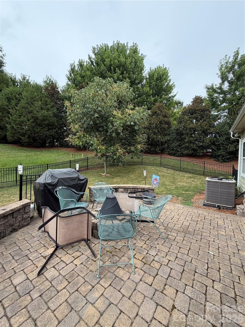 4804 Star Hill Ln, Charlotte, NC 28214