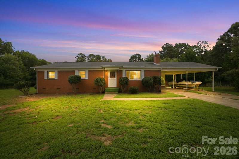 144 Rockwell Loop, Mooresville, NC 28115