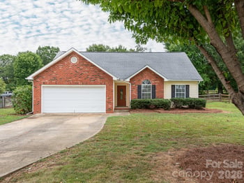 1037 Ridgefield Cir, Indian Trail, NC 28079