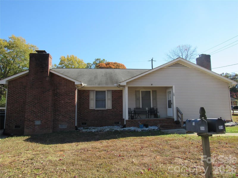104 Neely Ct, Rock Hill, SC 29732
