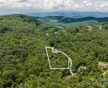 413 Barrington Dr, Asheville, NC 28803
