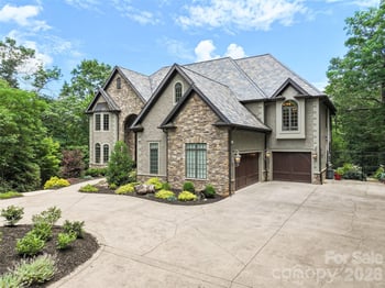 413 Barrington Dr, Asheville, NC 28803