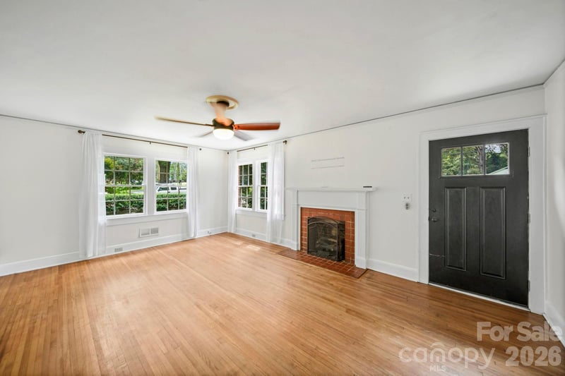 1214 York St, Gastonia, NC 28052