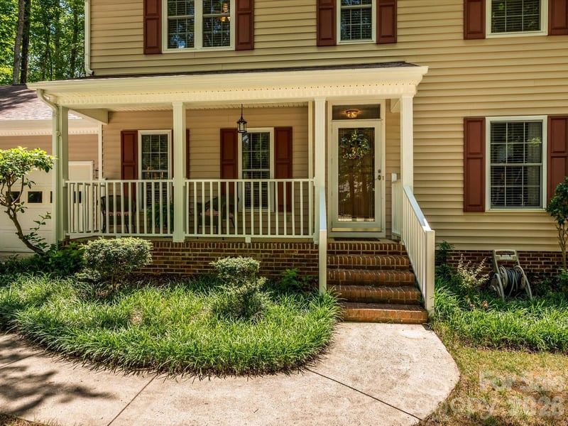 2704 Gold Spike Ct, Matthews, NC 28105